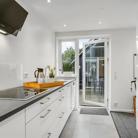 Hejdie - 150m From The Sea By Interhome * Hals