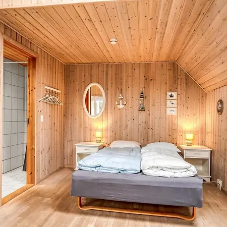 Hejdie - 150m From The Sea By Interhome * Hals