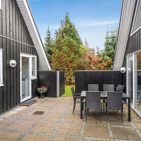 Hejdie - 150m From The Sea By Interhome * Hals